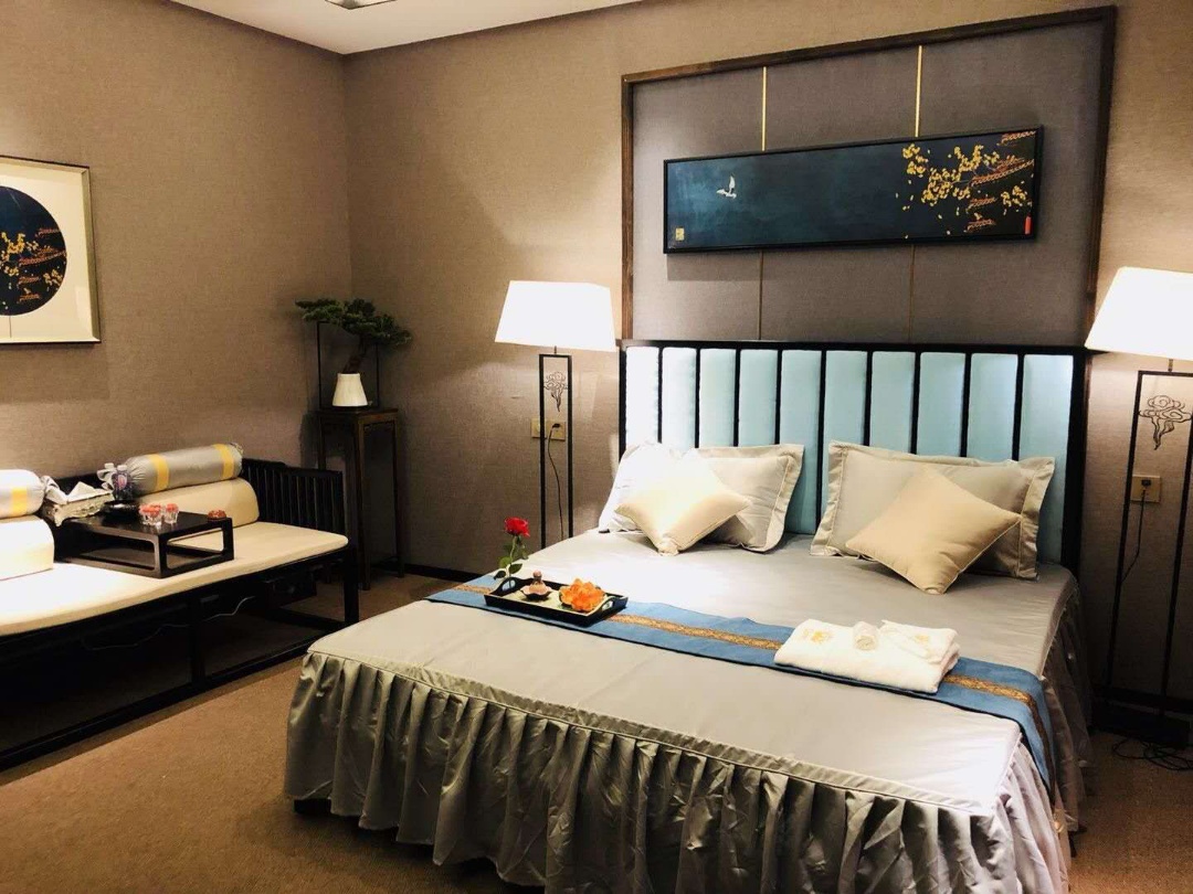 偶然去了历下区男士按摩足道减压会所(历下区水疗体验)